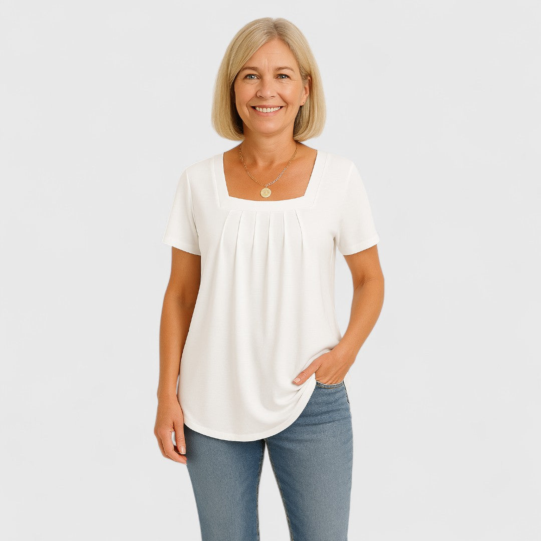Avery – Flowy Confidence Tee
