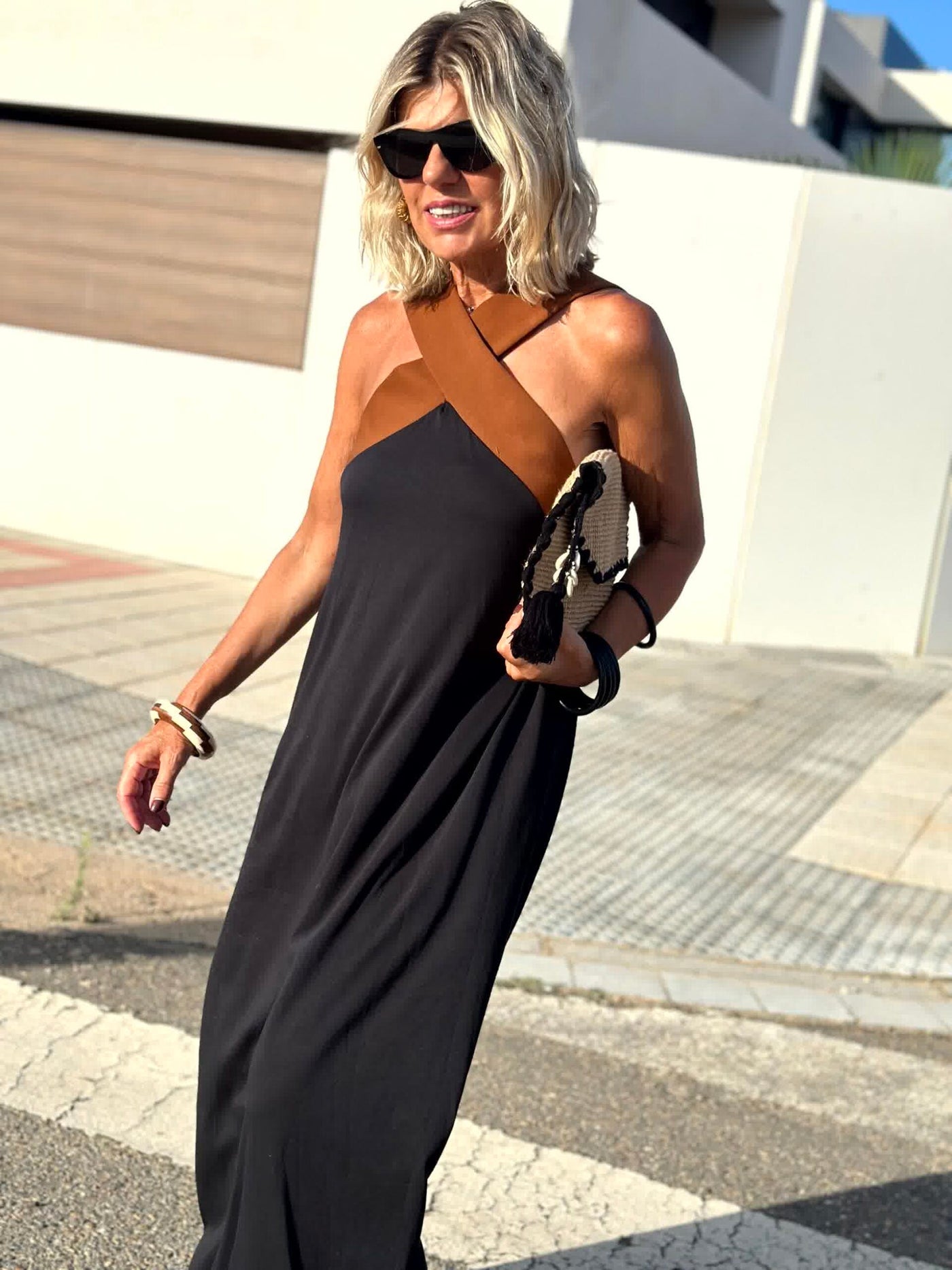 Sienna | Abito Elegante con Schiena Scoperta e Collo Incrociato alla Moda