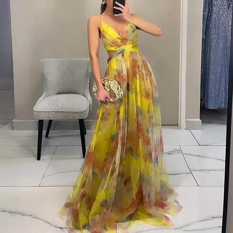 Giselle - Enchanting Floral Print Maxi Dress