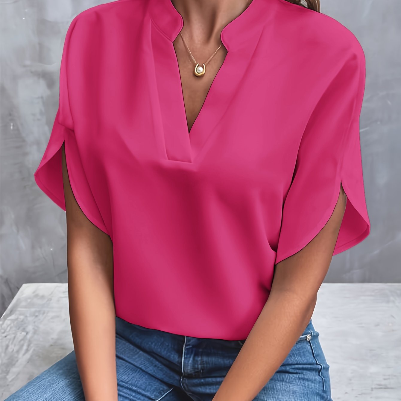Grace – Everyday V-Neck Blouse