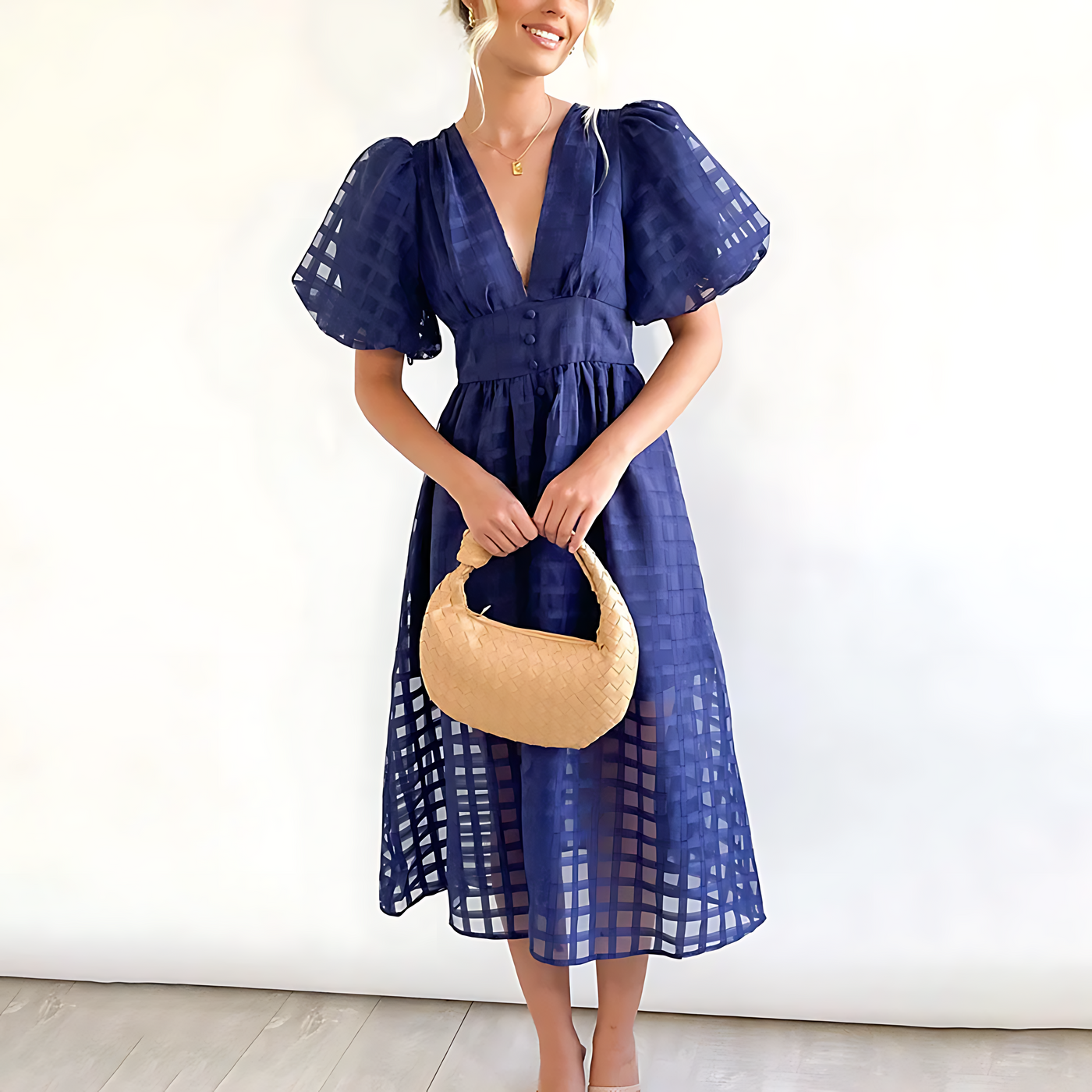 Sophie – Effortless Elegance Midi Dress
