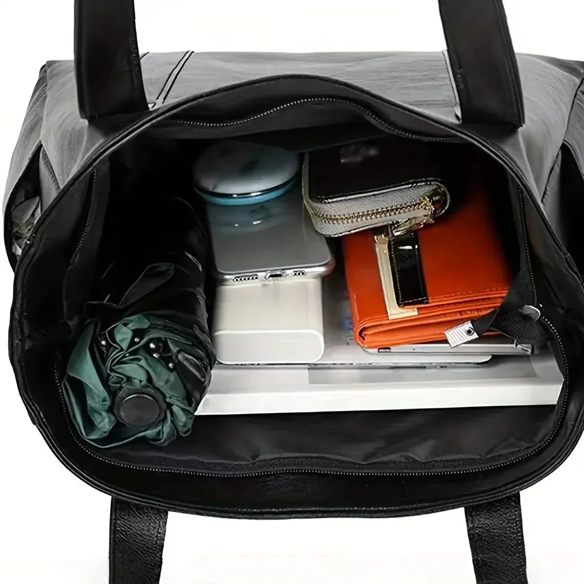 Authentique - Elegant Shoulder Bag